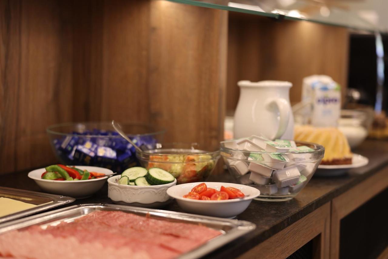Hotel Blie, Bed & Breakfast, Self Check-In Horn Ngoại thất bức ảnh